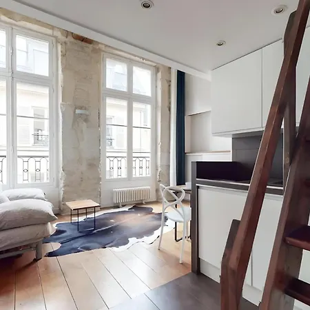 Appartamento Chez Gustave: Clim Calm,saint Paul Marais, 2guests